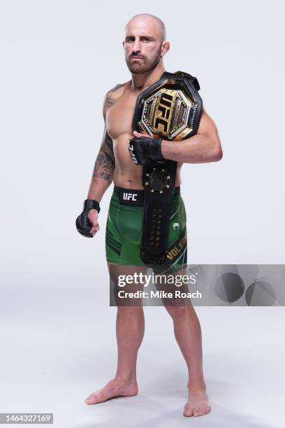 Alexander Volkanovski poses for a portrait during a UFC photo session on February 9, 2023 in Perth, Australia.