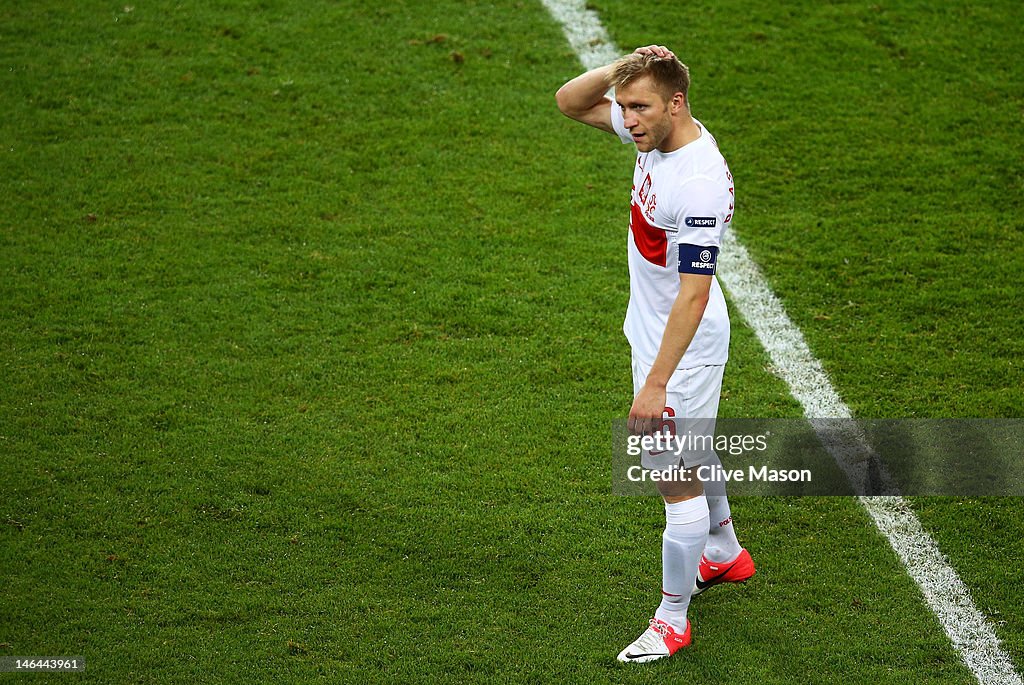 Czech Republic v Poland - Group A: UEFA EURO 2012