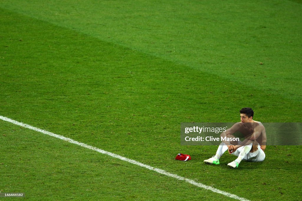 Czech Republic v Poland - Group A: UEFA EURO 2012