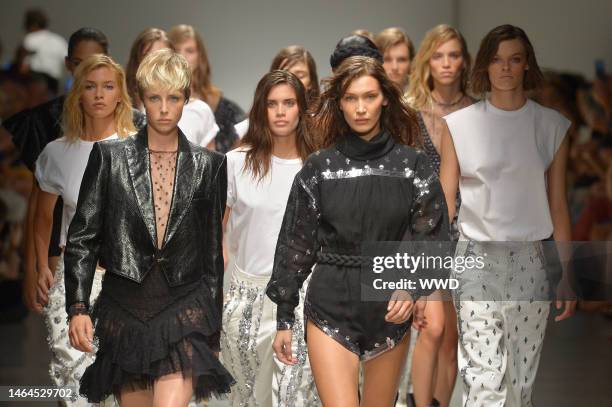 Edie Campbell, Stella Maxwell, Sara Sampaio, Bella Hadid and models on the catwalk