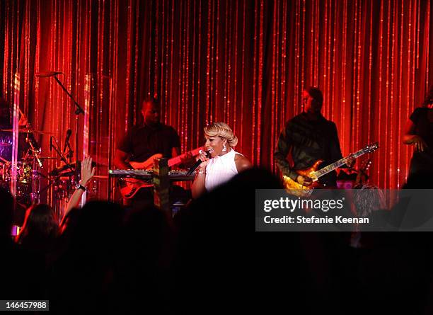 Recording artist Mary J. Blige performs at the 100th anniversary celebration of the Beverly Hills Hotel & Bungalows supporting the Motion Picture &...