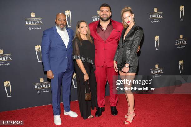 Cameron Heyward and Allie Schwarzwalder with guests attend the 12th annual NFL Honors at Symphony Hall on February 09, 2023 in Phoenix, Arizona.