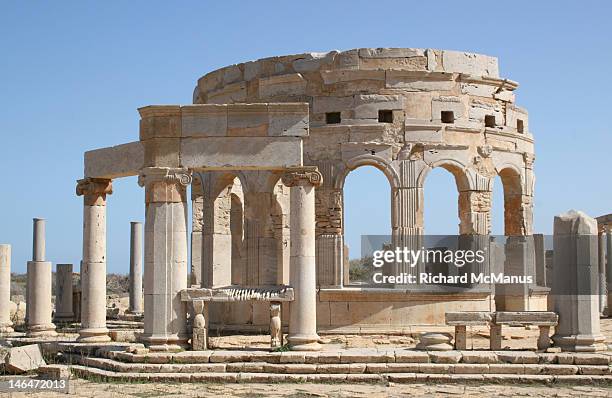 roman ruin of leptis magna - ruins of leptis magna stock pictures, royalty-free photos & images
