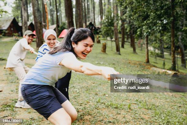 the business world is a competitive one! - teambuilding bildbanksfoton och bilder
