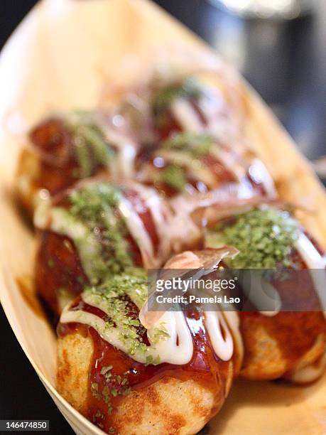 takoyaki - takoyaki stock pictures, royalty-free photos & images