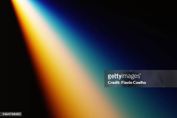 prism light beams - rainbow fotografías e imágenes de stock
