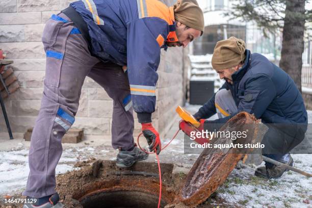 sewer inspection with camera - drain camera stock pictures, royalty-free photos & images