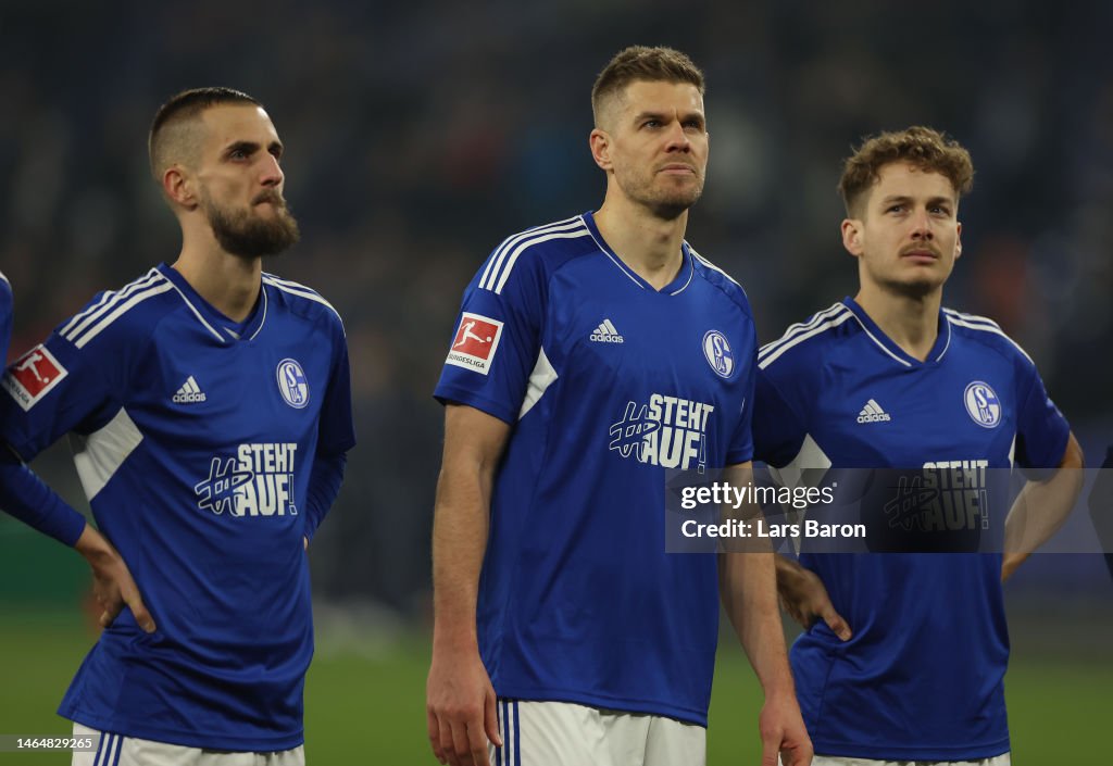 FC Schalke 04 v VfL Wolfsburg - Bundesliga