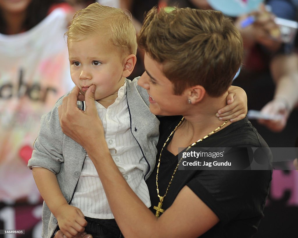 2012 MuchMusic Video Awards - Arrivals