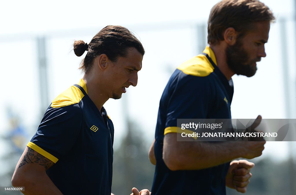 Sweden's national football players, defe