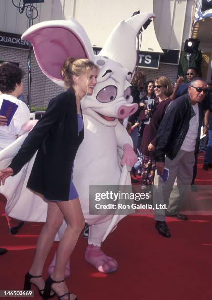 Kirsten Dunst 1997 Photos and Premium High Res Pictures - Getty Images