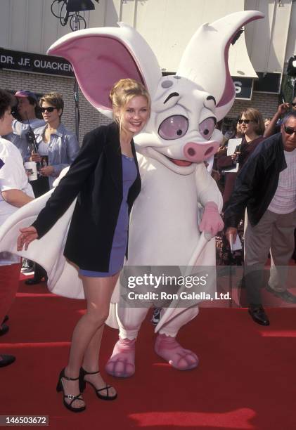 Kirsten Dunst 1997 Photos and Premium High Res Pictures - Getty Images