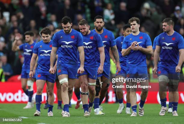 France players look dejected following defeat in the Six Nations Rugby match between Ireland and France at Aviva Stadium on February 11, 2023 in...