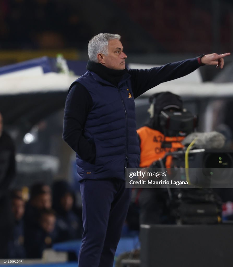As Roma Coach Head coach of Roma Josè Mourinho gestures during the Serie A match ...