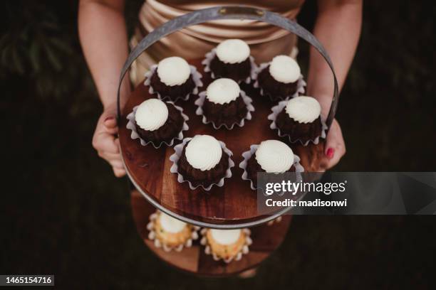 tray of bundt cakes - bundt cake stock pictures, royalty-free photos & images