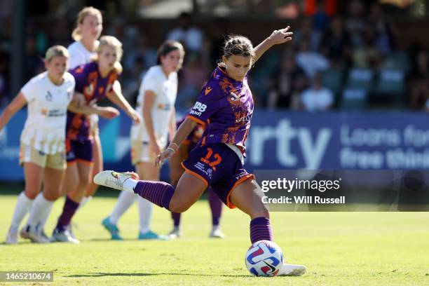 Sofia Sakalis of the Glory takes a penalty kick during the round 14 A-League Women's match between Perth Glory and Newcastle Jets at Macedonia Park,...