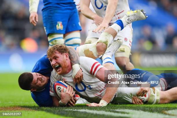 Ollie Chessum of England goes over the line to score the side's second try during the Six Nations Rugby match between England and Italy at Twickenham...