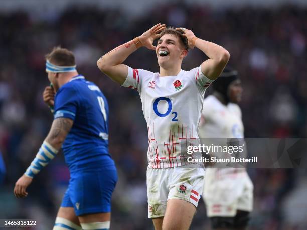 Jack van Poortvliet of England reacts during the Six Nations Rugby match between England and Italy at Twickenham Stadium on February 12, 2023 in...