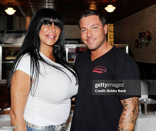Angela Ranello 16 Anthony Cracchiolo Stock Photos, High-Res Pictures, and Images ...