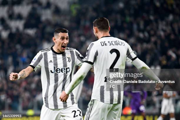 Mattia De Sciglio and Angel Di Maria of Juventus celebrate after the goal of teammate Adrien Rabiot during the Serie A match between Juventus and ACF...