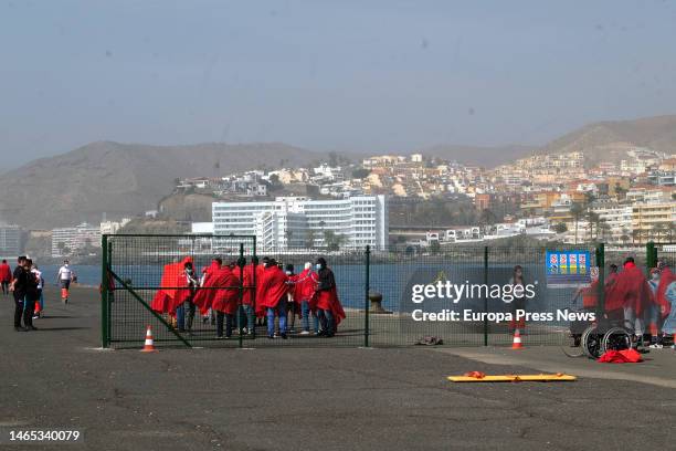 The Red Cross and the Canary Islands Emergency Service attends to almost a hundred migrants who have arrived in a Salvamento Maritimo boat at the...