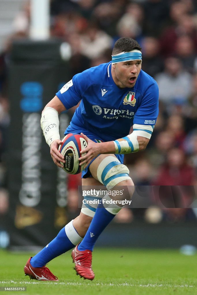 Sebastian Negri of Italy runs with the ball during the Six Nations ...