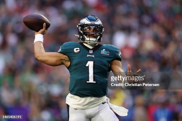 Jalen Hurts of the Philadelphia Eagles throws a pass against the Kansas City Chiefs during the first quarter in Super Bowl LVII at State Farm Stadium...