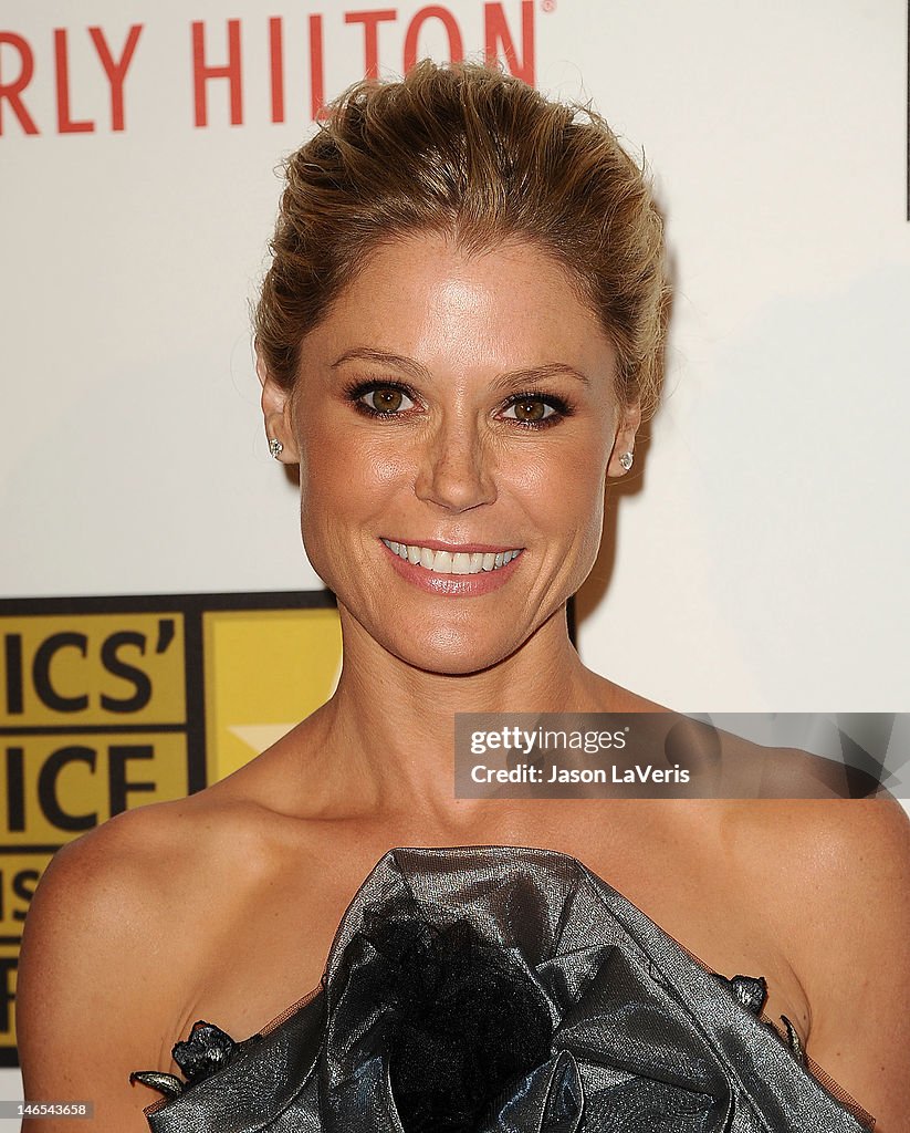 Actress Julie Bowen Attends The Critics Choice Television Awards At actress-julie-bowen-attends-the-critics-choice-television-awards-at