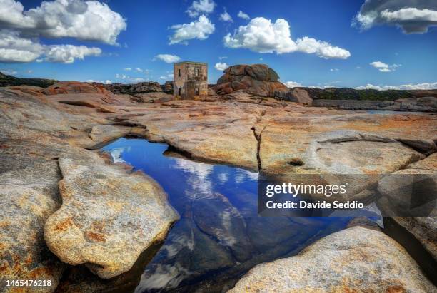 watchtower of punta tegge - insel maddalena stock-fotos und bilder