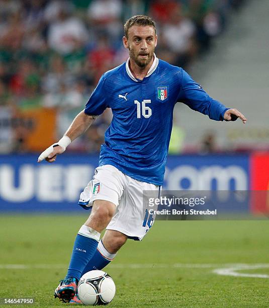 Daniele De Rossi of Italy runs with the ball during the UEFA EURO 2012 group C match between Italy and Ireland at The Municipal Stadium on June 18,...