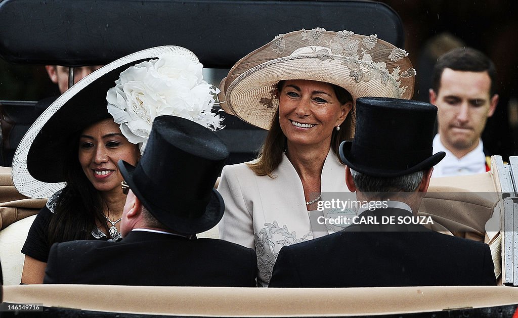 BRITAIN-ASCOT-FASHION-OFFBEAT