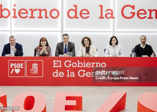 The Secretary of Federal Organization, Santos Cerdan; the President of the PSOE, Cristina Narbona; the Secretary General of the PSOE and President of...