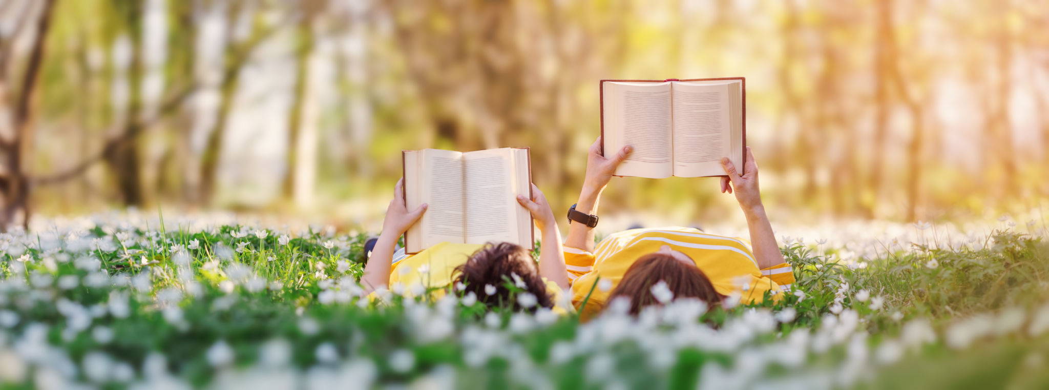 children reading books