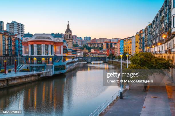 old town (casco viejo), bilbao, spain. - bilbao stockfoto's en -beelden