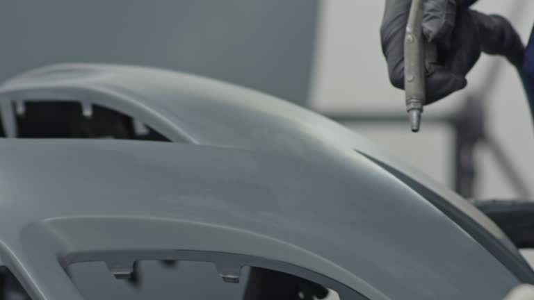 https://media.gettyimages.com/id/1465617281/video/man-with-protective-clothes-and-mask-painting-car-using-spray-compressor.jpg?b=1&s=640x640&k=20&c=bdzytJYyMgcQO62hM5lp_V_jkq6HOwiIfpD9lNiXqdU=