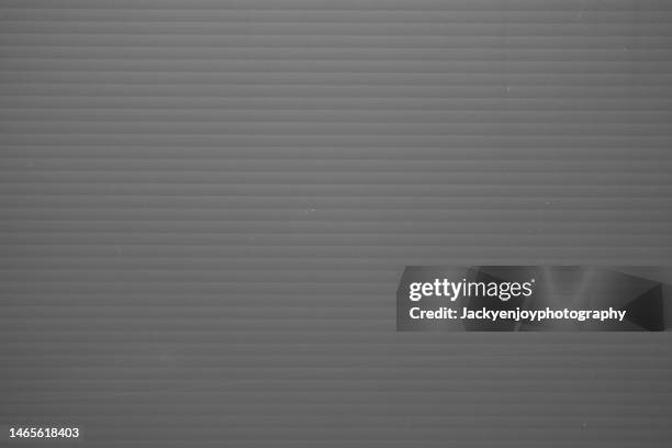 hairline steel plate texture background - hairline polished metal photos et images de collection