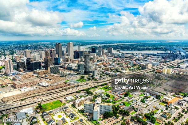 new orleans skyline aerial - louisiana bridge stock pictures, royalty-free photos & images