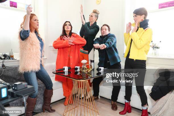 Jocelyn DeBoer, Dawn Luebbe, Beck Bennett, Mary Holland