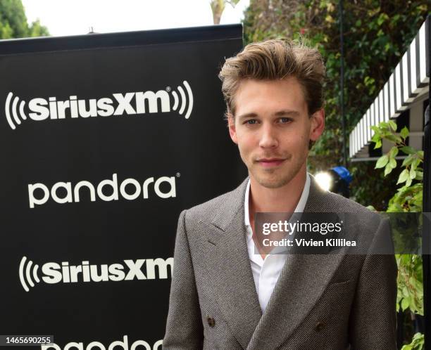 Austin Butler attends SiriusXM's "The Jess Cagle Show" broadcasts from the Oscar's Nominees Luncheon on February 13, 2023 in Los Angeles, California.