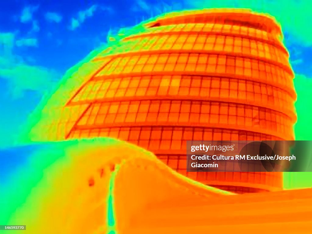 Thermal image of London City Hall