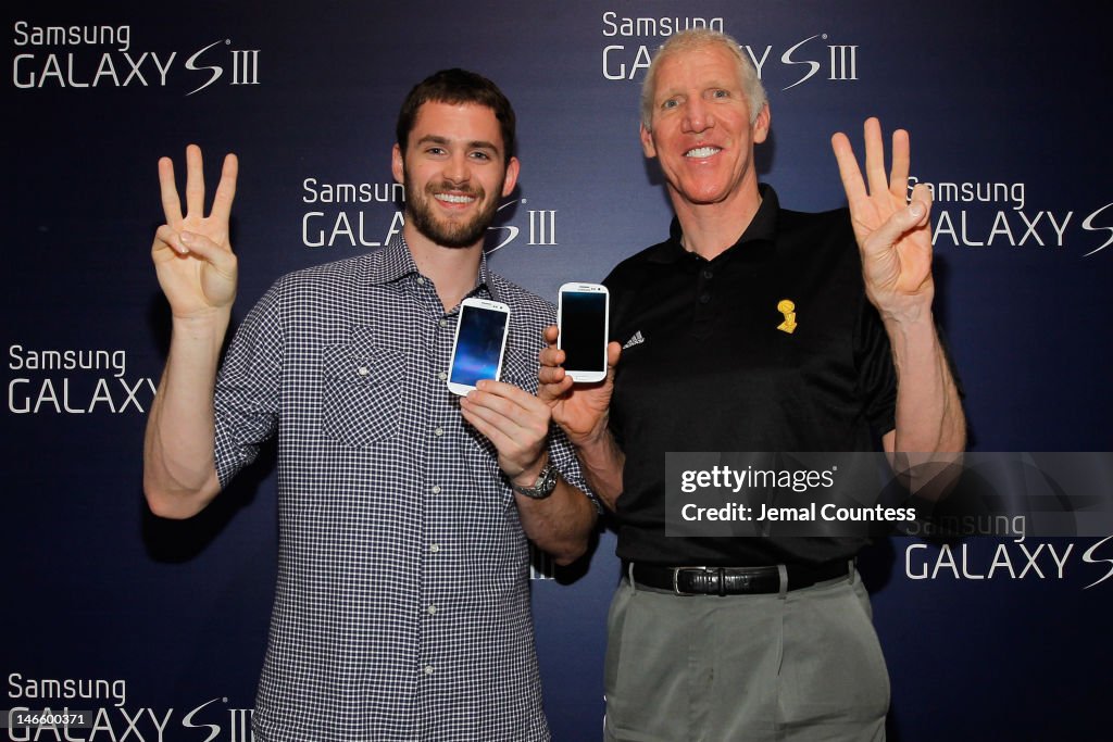 Samsung Galaxy S III Launch Day