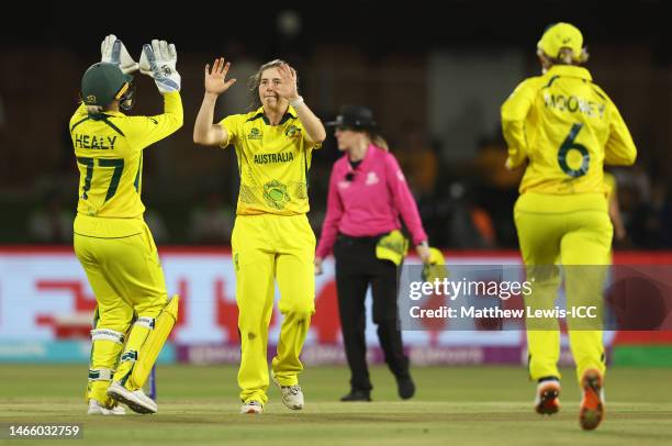 Georgia Wareham of Australia celebrates the wicket of Shorna Akter of Bangladesh during the ICC Women's T20 World Cup group A match between Australia...