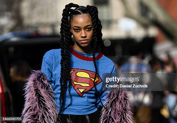 Street Style - February 2023 - New York Fashion Week Street Style - February 2023 - New York Fashion Week