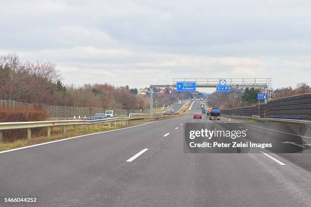 m7 motorway in the surroundings of budapest, hungary - highway hungary stock pictures, royalty-free photos & images