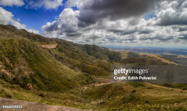 road to the high peaks, cordoba camino de las altas cumbres, córdoba - cordoba argentina ストックフォトと画像