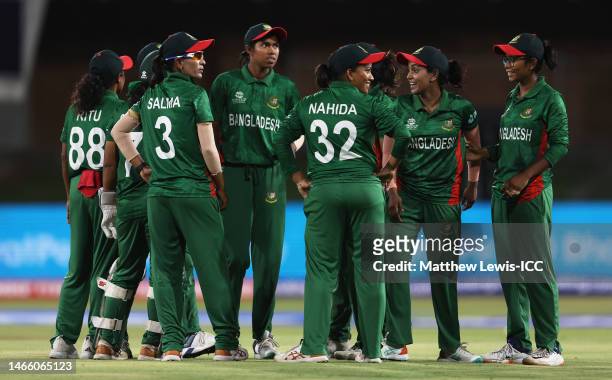 Players of Bangladesh celebrates the wicket of Alyssa Healy of Australia during the ICC Women's T20 World Cup group A match between Australia and...