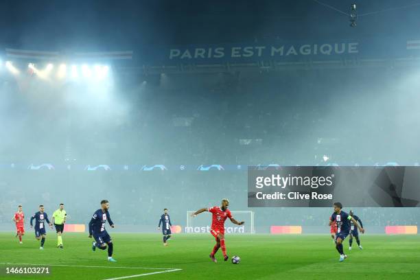 General view as Eric Maxim Choupo-Moting of FC Bayern Munich runs with the ball during the UEFA Champions League round of 16 leg one match between...
