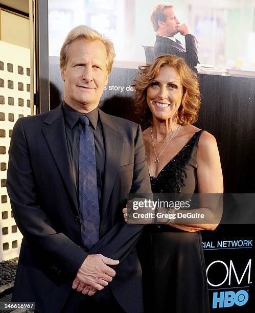 Actor Jeff Daniels and wife Kathleen Treado arrive at the Los Angeles premiere of HBO's "The Newsroom" at ArcLight Cinemas Cinerama Dome on June 20,...