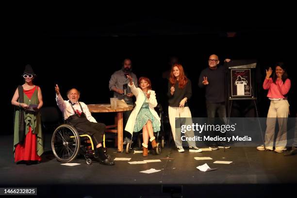 Odila Dupeyrón, Humberto Dupeyrón, Elizabeth Dupeyrón, Natasha Dupeyrón, Odín Dupeyrón and Odette Dupeyrón attend a special function for the play 'El...