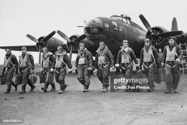 Co-Pilot 2Lt Allan Mitchell , Bombardier 2Lt Robert Swindle , Ball Turret Gunner Sgt Irwin Blankenship , Left Waist Gunner Sgt Luther Gross , Radio...